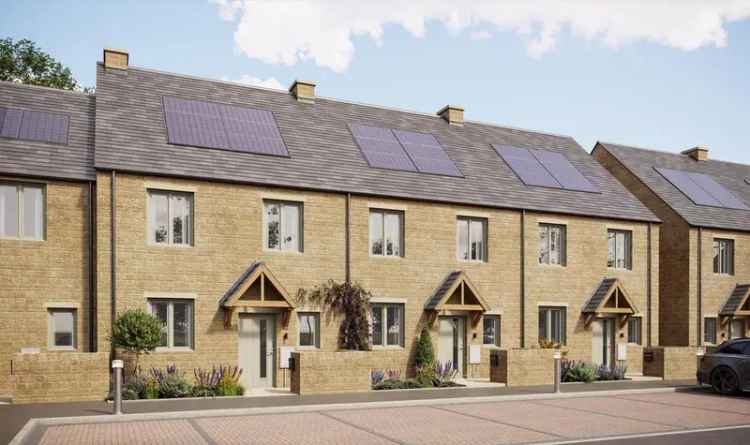 4 Bedroom Terraced House for Sale Fairford Green