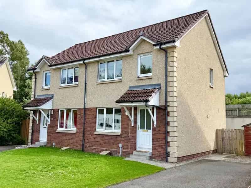 3 Bedroom Semi-Detached House for Sale in Inverness