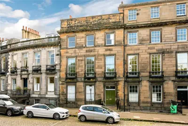 2 Bed Flat Garden 1 Reception Room Carlton Terrace