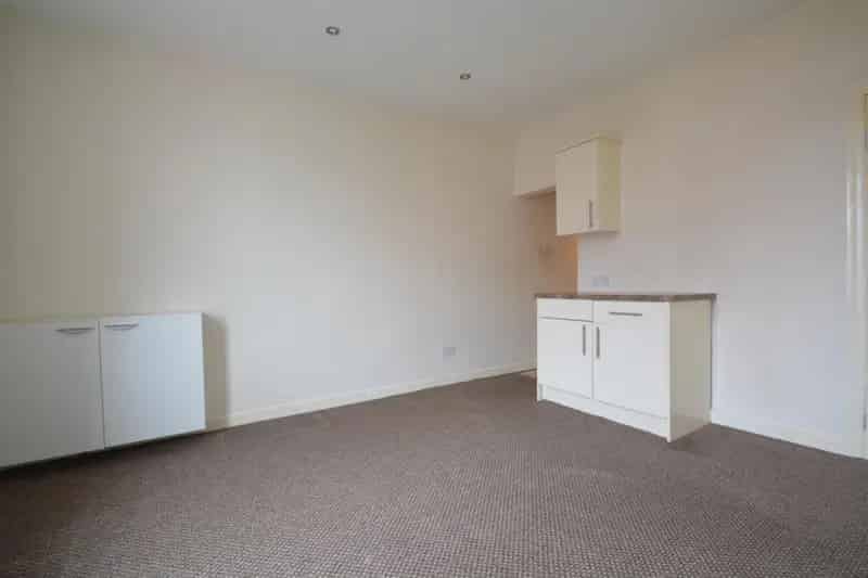 1 bedroom Flat
 To Let