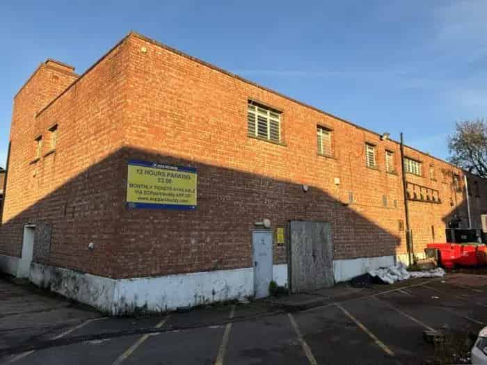 Ground Floor Premises To Let - Versatile Space