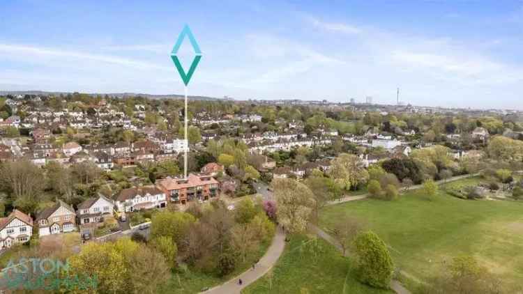 2 Bed Flat for Sale Hove Park Area