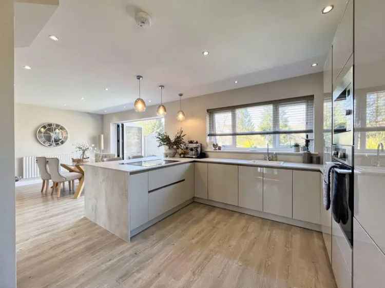 3 Bed Semi-Detached House for Sale