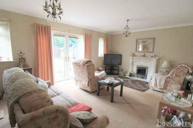 3 Bedroom Detached House for Sale Queensbury