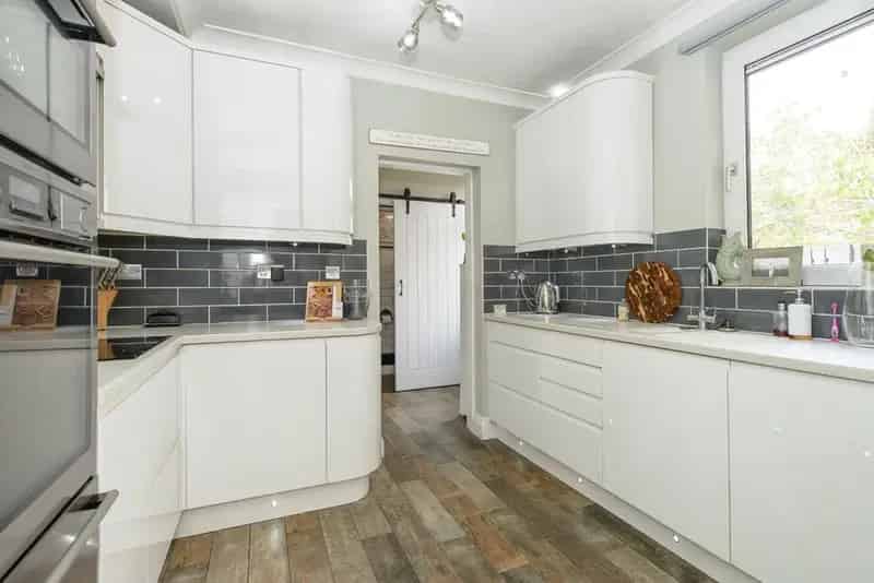 4 Bedroom Semi Detached House to Rent Castleford