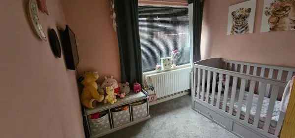 Flat For Rent in Watford, England