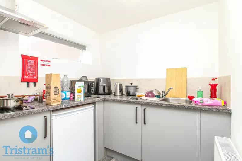 1 Bedroom Studio House to Rent for Students