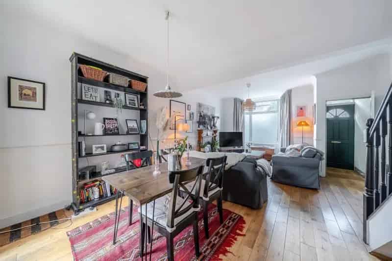 2 Double Bedroom House Near Bounds Green