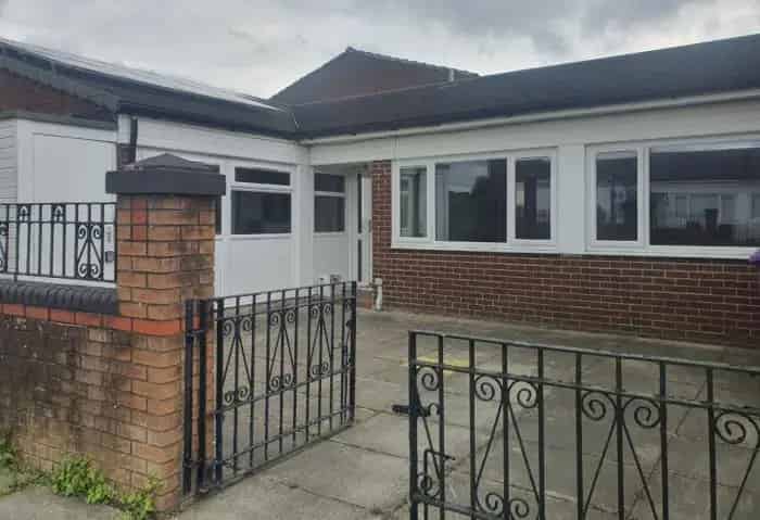 2 Bed Bungalow Childwall - Wet Room, Gas Central Heating