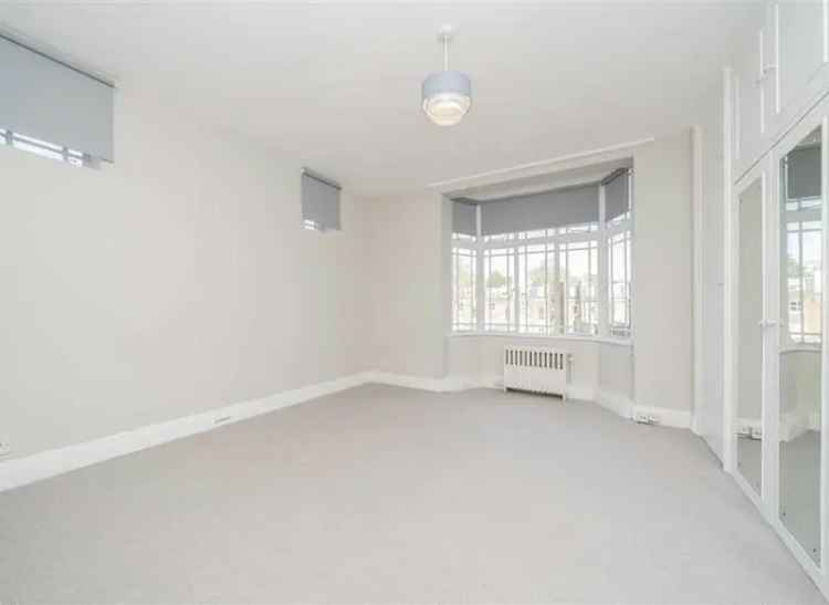 3 Double Bed Apartment near Hyde Park Bayswater