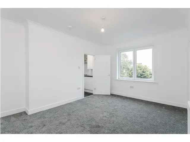3 Bedroom Detached House for Sale in Pilton Edinburgh