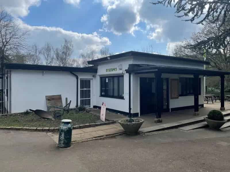Hanwell Zoo Cafe Opportunity 562 sq ft
