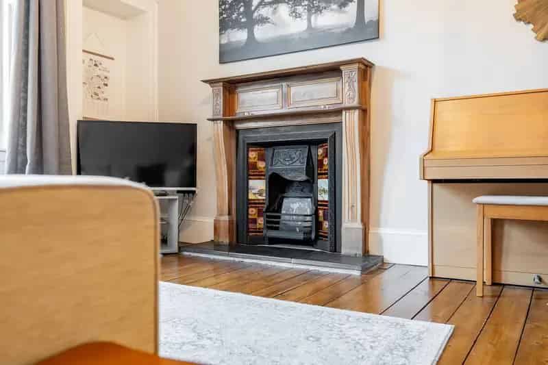 Two Bedroom Flat in Glasgow Yorkhill Near Kelvingrove Park