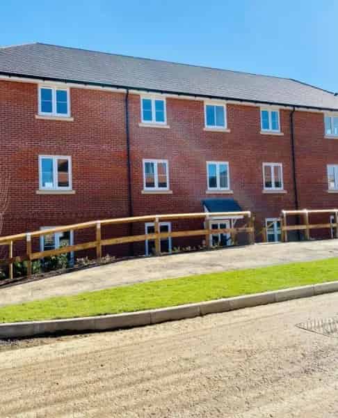 New Built Flat in New Estate