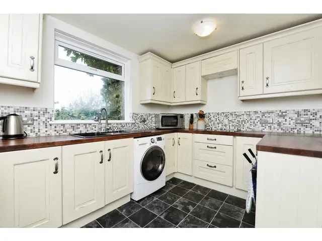 3 Bedroom Semi-Detached House for Sale Shawfair