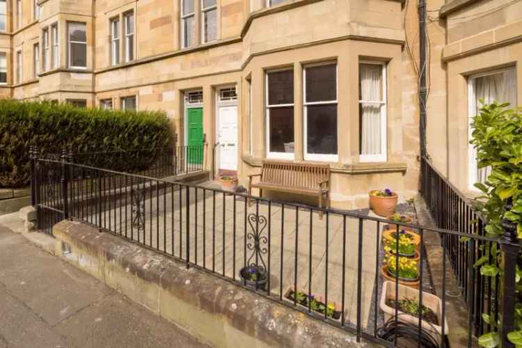 2 Bedroom Flat for Sale in Marchmont