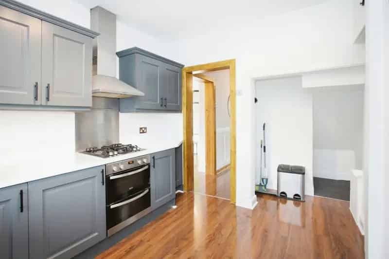 3 Bedroom Semi Detached House with Swimming Pool For Sale