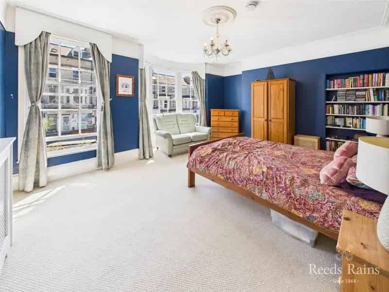 3 Bedroom Mid Terrace House For Sale Scarborough