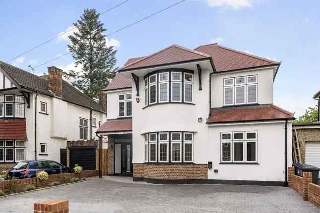 5 Bedroom Detached House for Sale Near Totteridge Tube