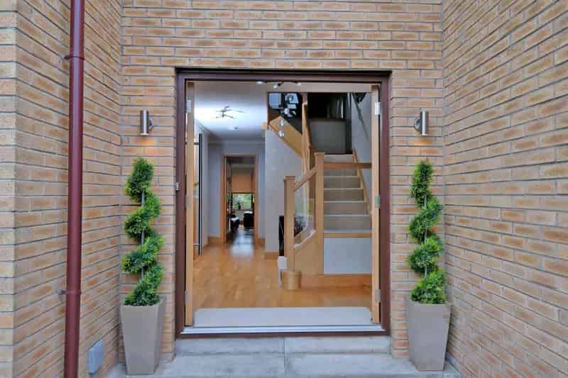 Luxury Family Home in Kingswells with Large Garden and Double Garage