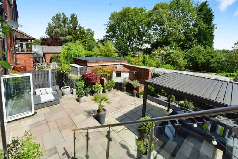 4 Bedroom Detached House for Sale Rotherham S60
