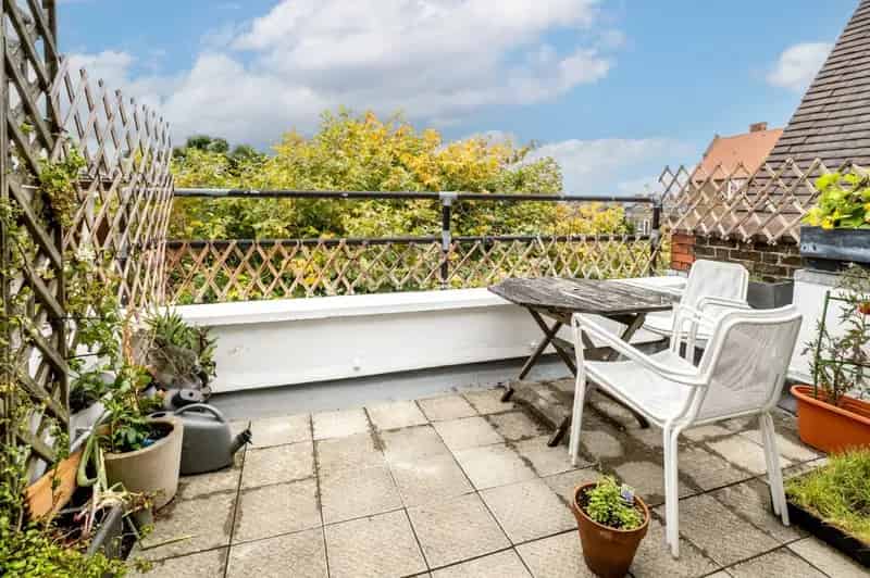 1 Bedroom Flat for Sale in Barnsbury N1