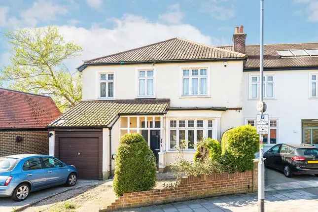 Five Bedroom Semi-Detached House for Sale in Tooting Bec SW17