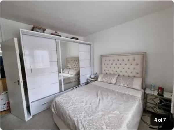3-Bed Flat near Kensal Rise  - Family Home