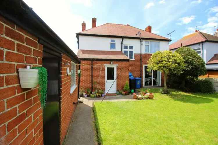 4 Bedroom Detached House for Sale in Rhyl