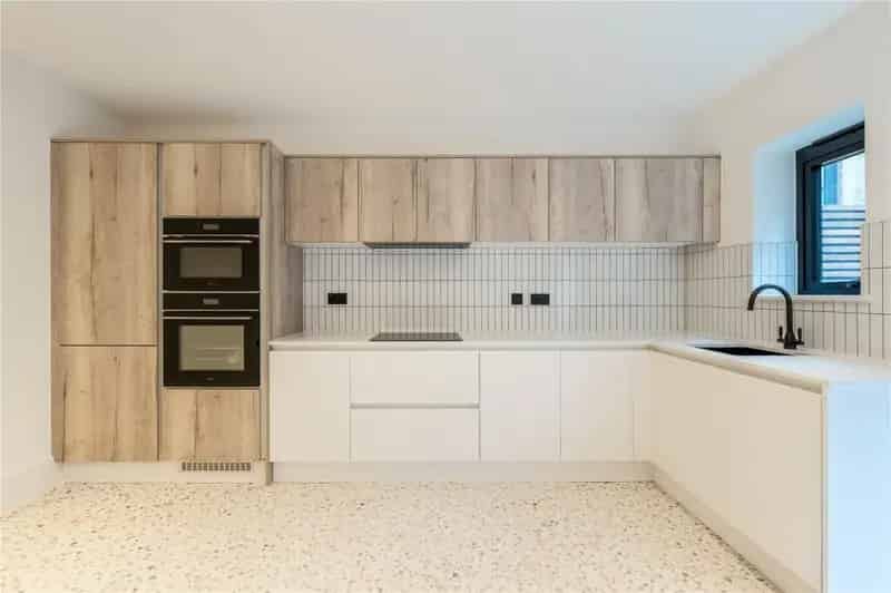 4 Bedroom City Centre Townhouse for Sale