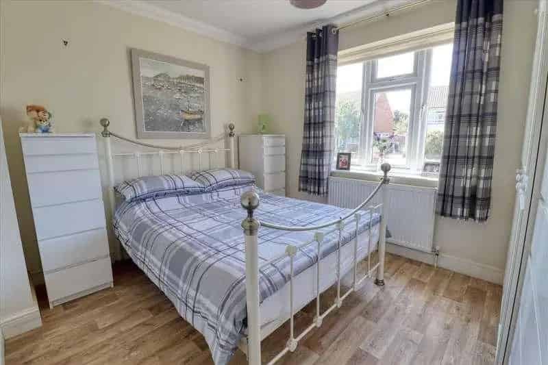 3 Bed Detached Bungalow Near Seafront