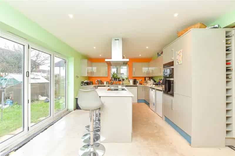 4 Bedroom Detached Bungalow for Sale Middleton On Sea