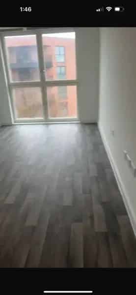 Large 2-Bedroom New Build Flat Modern and Bright