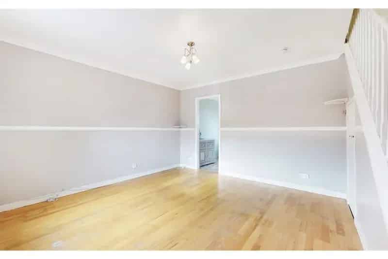 2 Bed Terraced House Strathaven Countryside Views