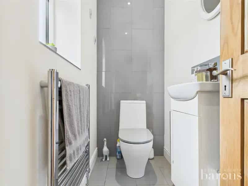 3 Bed Semi-Detached House For Sale