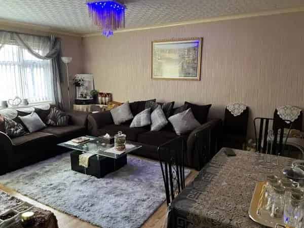 Upstairs Flat with Separate Entrance