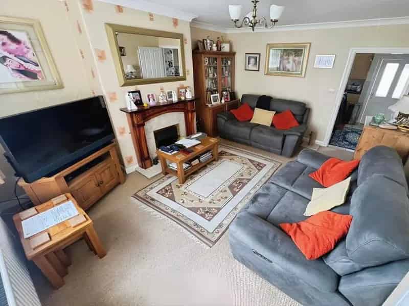 3 Bedroom Mid Terrace House for Sale Stoke-on-Trent ST1