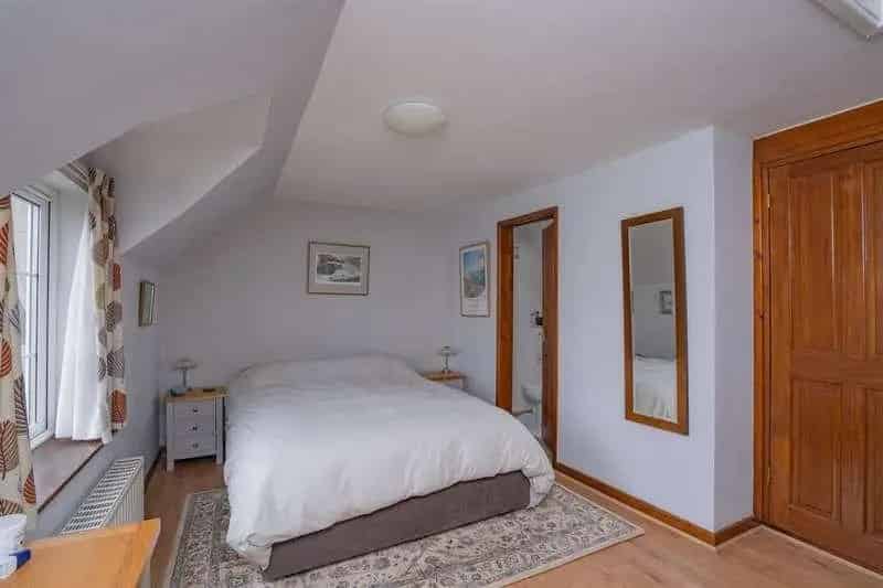 4 Bed House for Sale in Guarlford