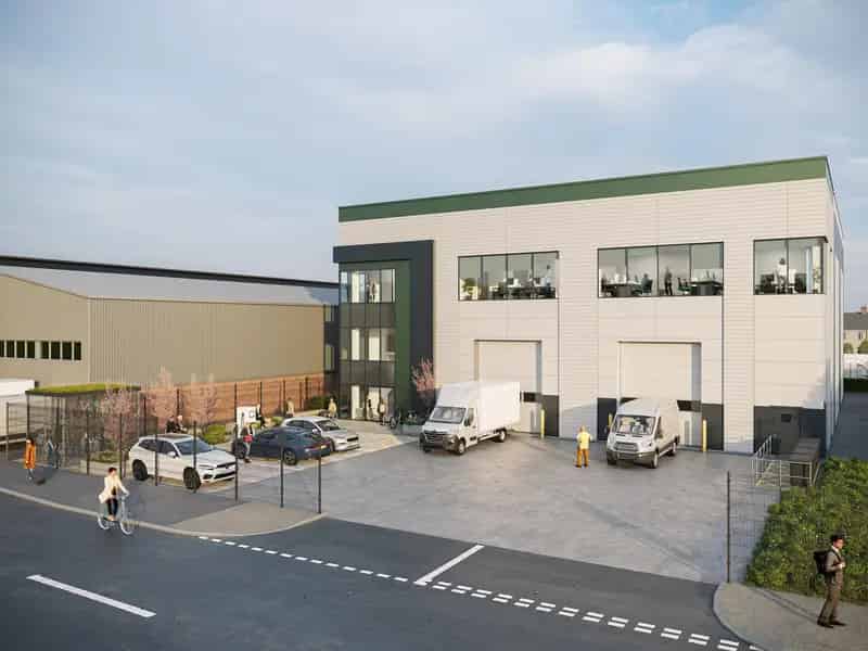 11932 sq ft Logistics Unit Tottenham - 10m Eaves, 5 Parking, EV Charging