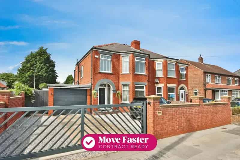 3 Bedroom Semi Detached House For Sale