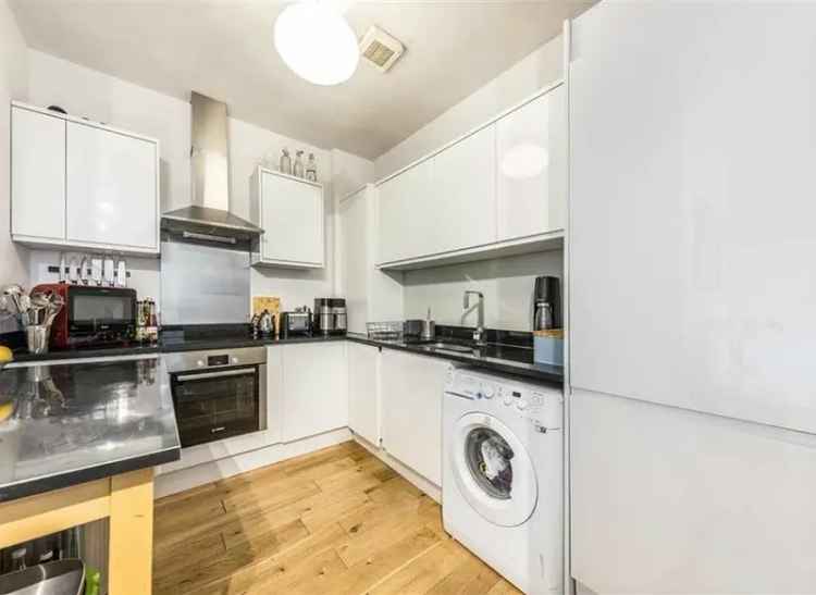 Two Double Bedroom Apartment Hackney Road