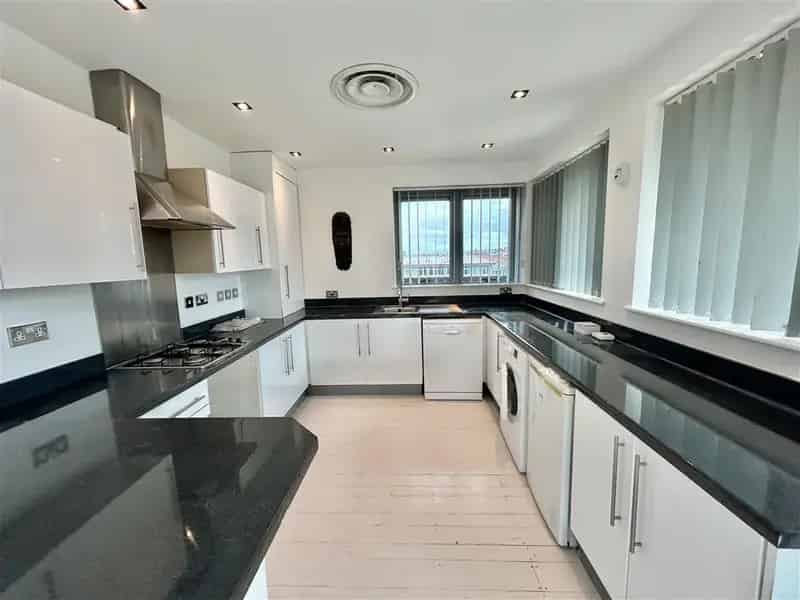 Two Bedroom Penthouse Apartment Portland Square NG7