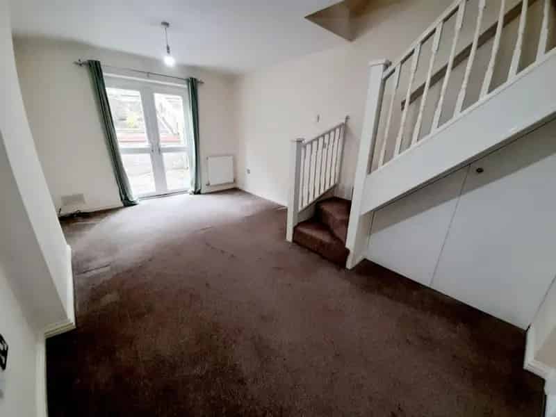 2 Bedroom House For Sale