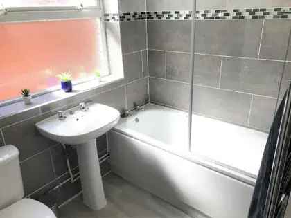 Southampton 1 Room House 13m2 Single Occupancy Bills Included