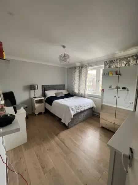 4 Bedroom Townhouse Crystal Palace Garden Garage Driveway