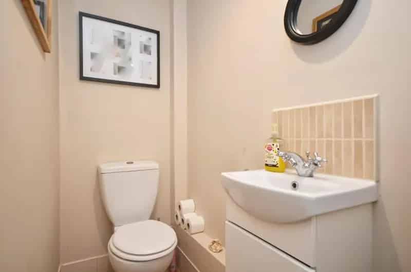 4 Bed House for Sale Near Amenities and Schools