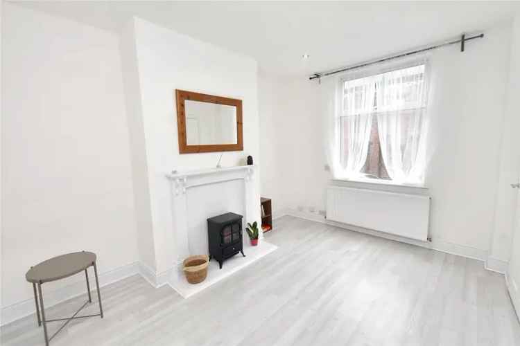 House For Sale in Leeds, England