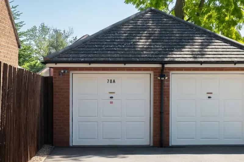 2 Bed Bungalow for Sale Wheelchair Accessible South-Facing Garden