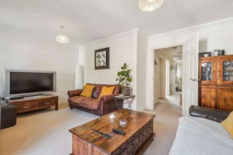 3 Bed House for Sale in Hitchin