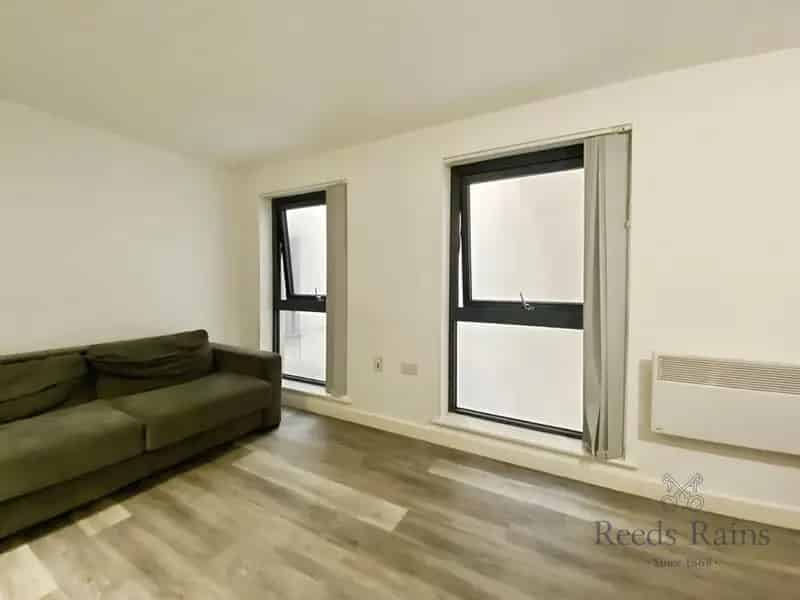 Studio Apartment Liverpool City Centre - Near Shops and Transport